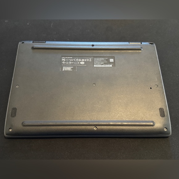 Lenovo 100e Chromebook 2nd Gen - Black - Picture 6 of 8